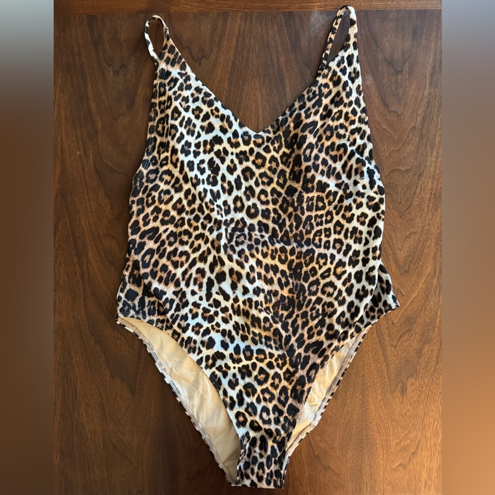 H&M One Piece Swimsuit Leopard